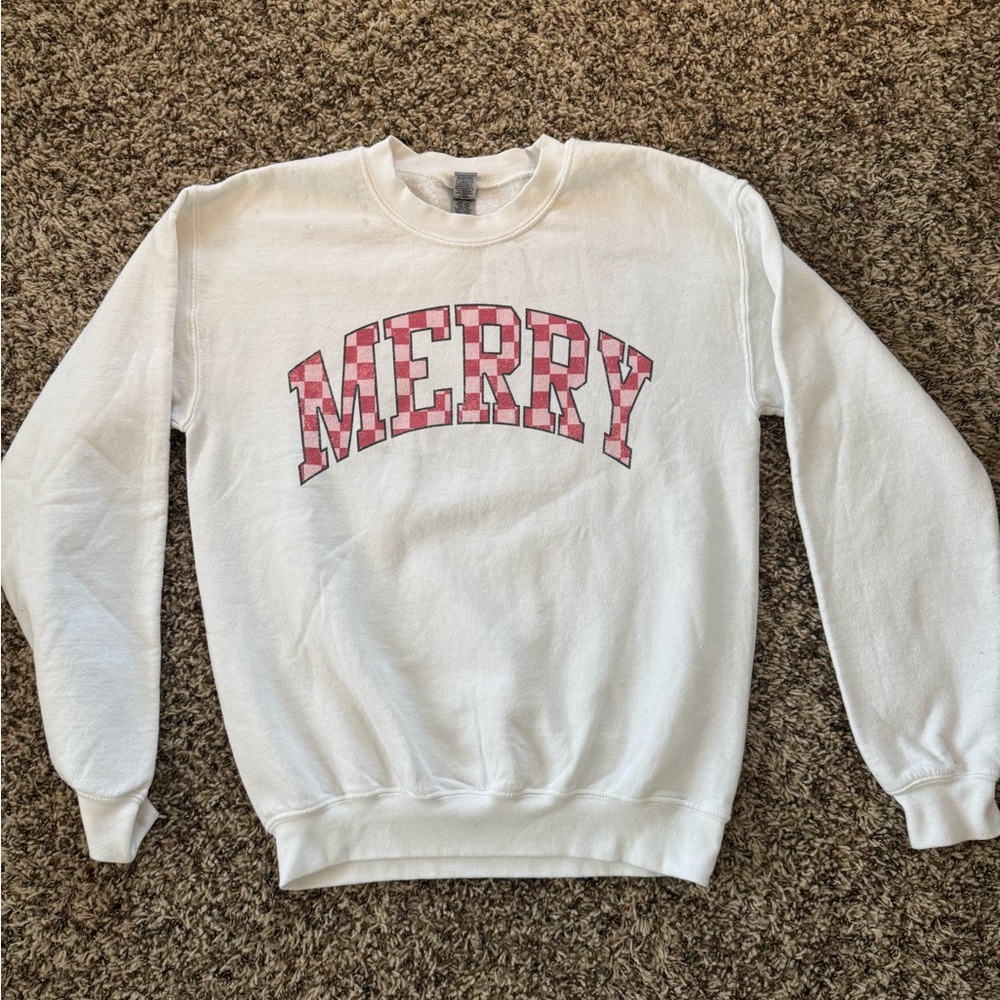 White Sweatshirt with Red 'Merry' Print